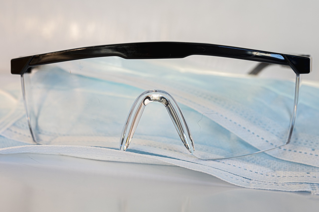 clinic, goggles, medicine, covid-19, coronavirus, health care, hospital, safety, protective wear, glasses, virus, protection, medical, flu, illness, prevention, outbreak, infection, care, sars-cov-2, person, face, doctor, protective glasses, physician, goggles, goggles, goggles, goggles, goggles
